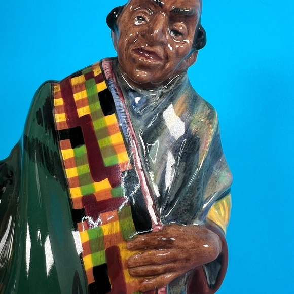 Royal Doulton Vintage Figurine “The Carpet Seller” HN 1464 Excellent Condition - Picture 5 of 16